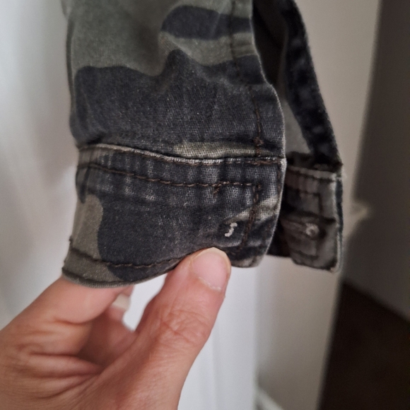 Camo Jacket - Picture 9 of 9